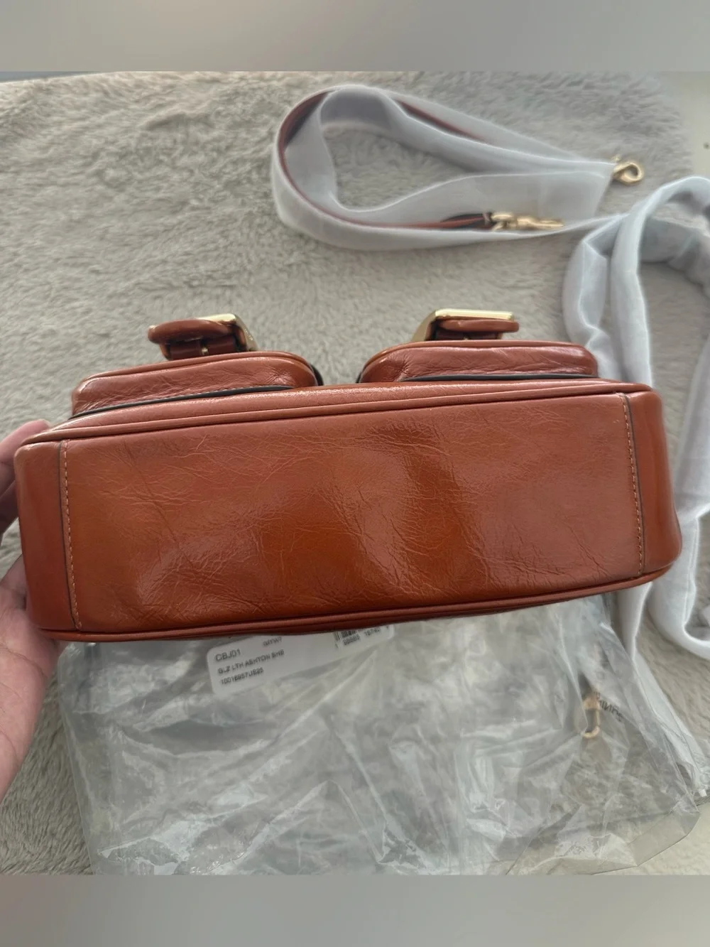 COACH Ashton Shoulder Crossbody Bag glazed leather IM/CINNAMON & 1 Cherry Charm